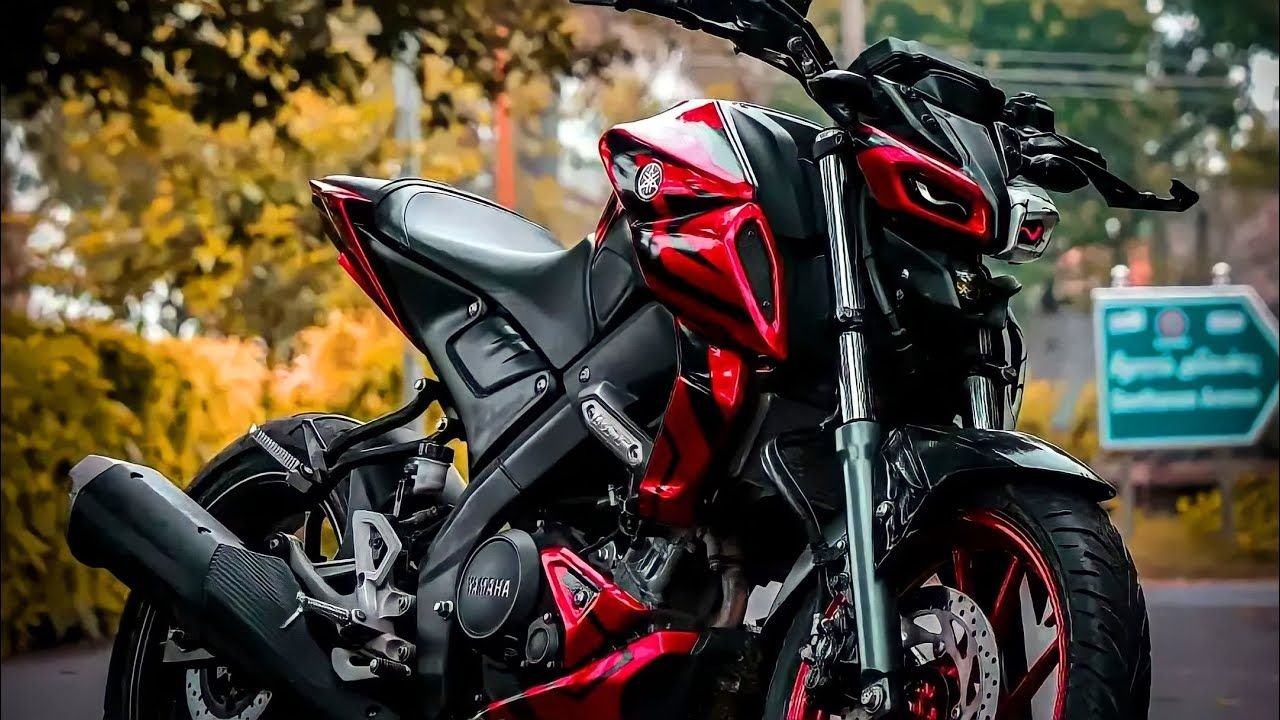 Yamaha MT 15: मार्केट में खलबली मचा रही Yamaha की धांसू बाइक, टकाटक फीचर्स के देखे किलर लुक
