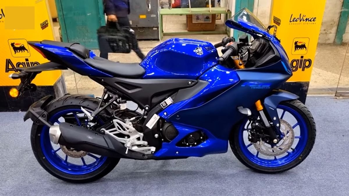 KTM को दिन में तारे दिखा देगी Yamaha की खतरनाक बाइक R15 v4, चार्मिंग लुक के साथ कम कीमत में मिलेगा लल्लनटॉप लुक