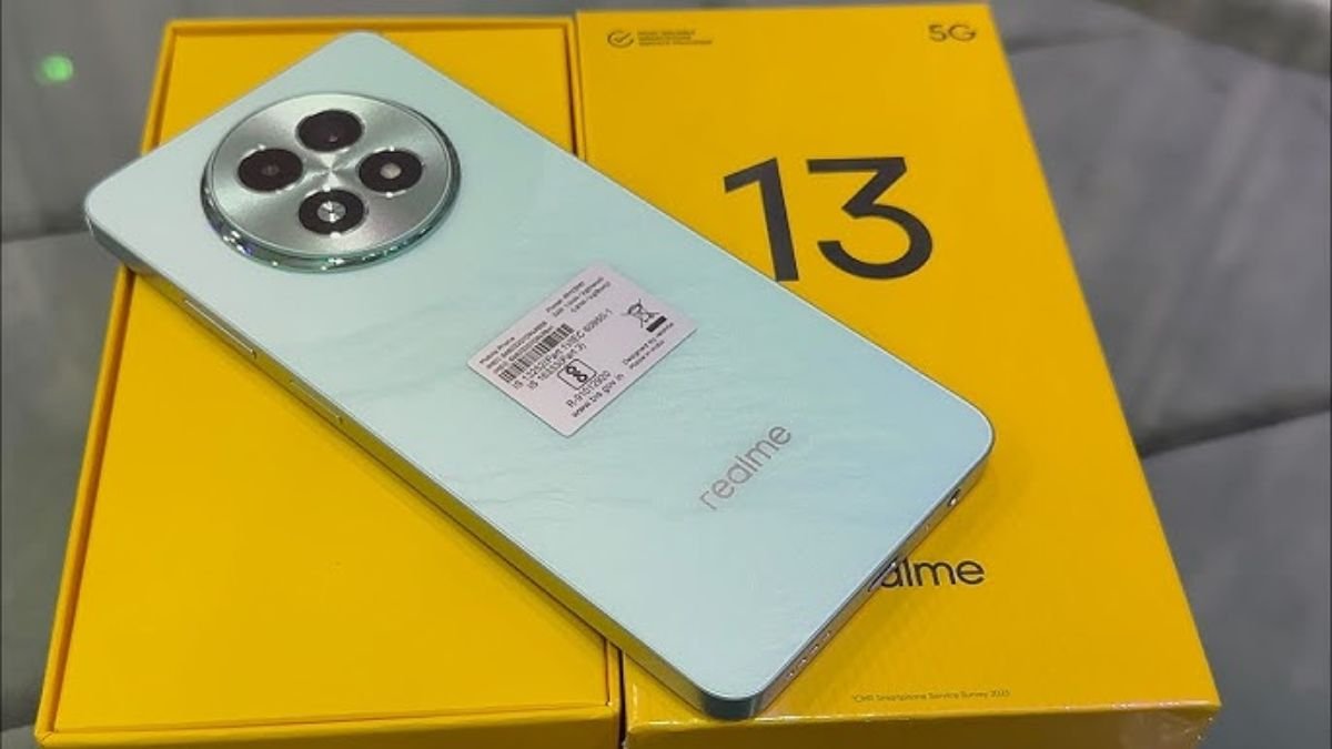 iphone का घमंड तोड़ देगा Realme का 5G स्मार्टफोन, देखे शानदार फीचर्स के साथ लक्जरी कैमरा क्वालिटी